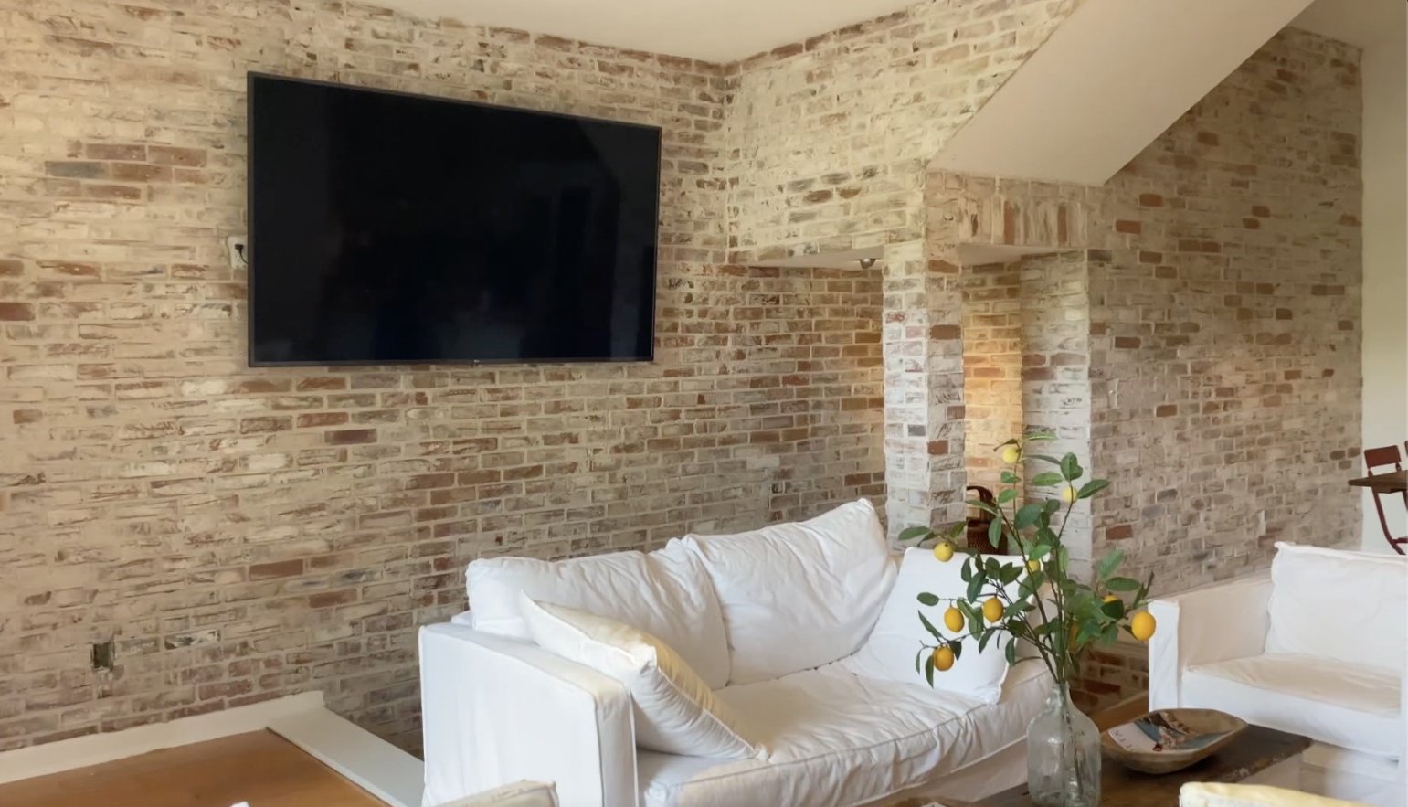 Exterior Chicago brick veneers